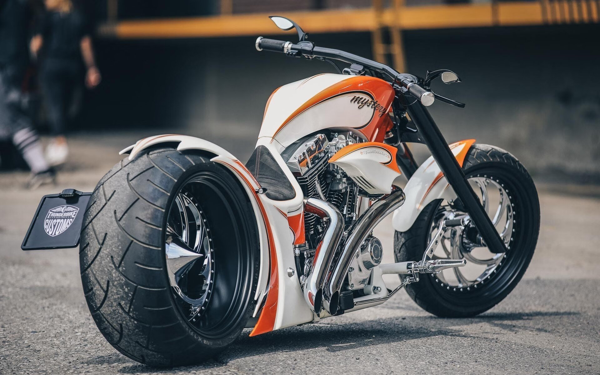 九游体育官方入口-马刺战术体系全面压制黄蜂,拉梅洛·鲍尔防守端锁死对手展现全能进化